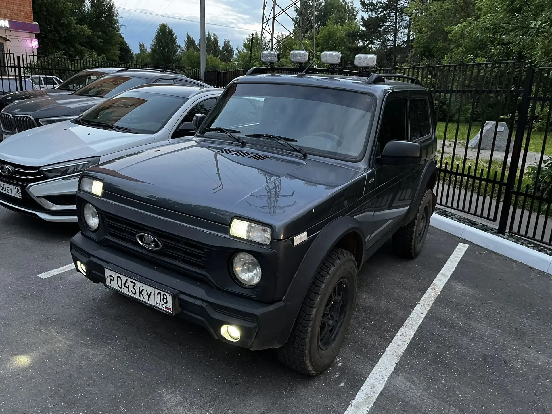 Автомобиль LADA4x4BRONTO — фото